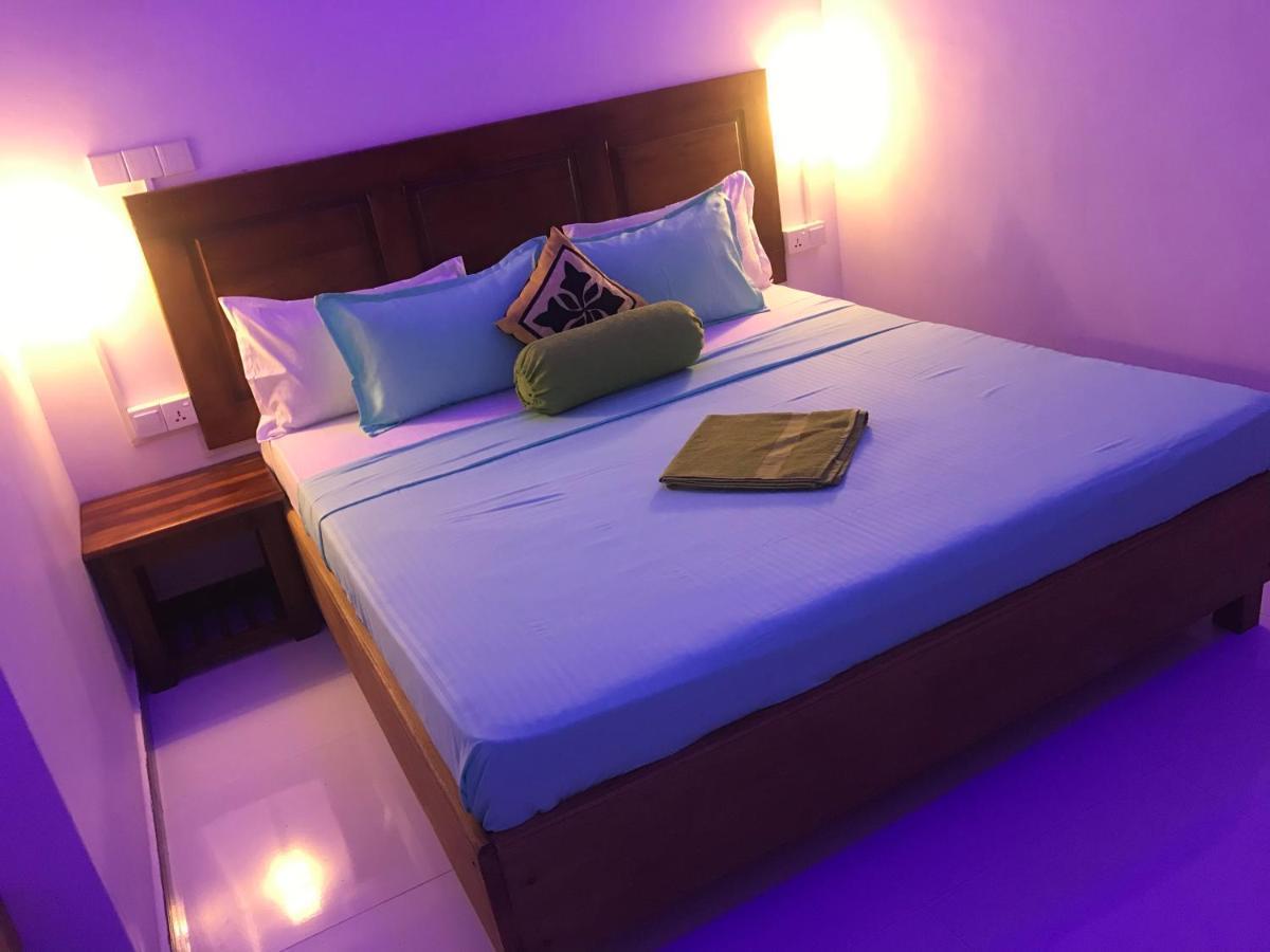 Lali Beach Villa ตรินโคมาลี ภายนอก รูปภาพ