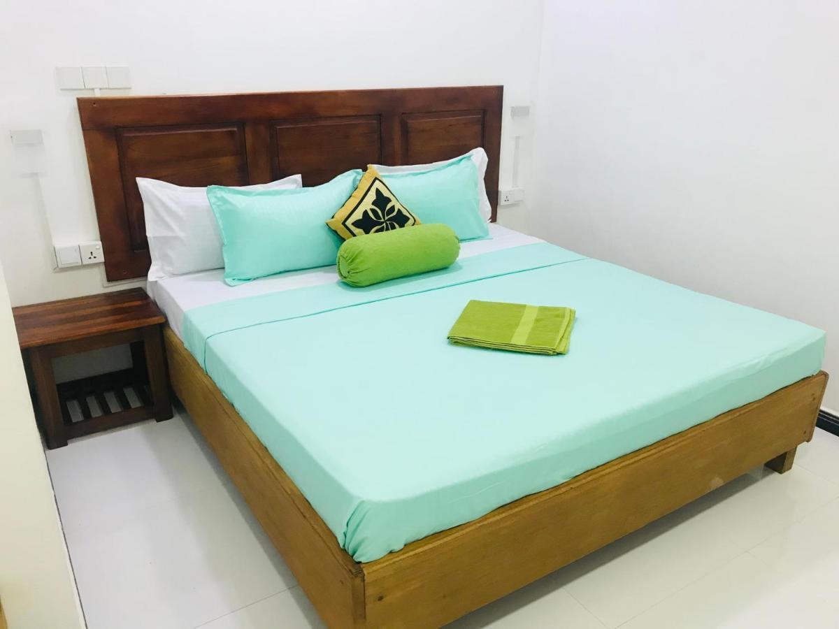Lali Beach Villa ตรินโคมาลี ภายนอก รูปภาพ