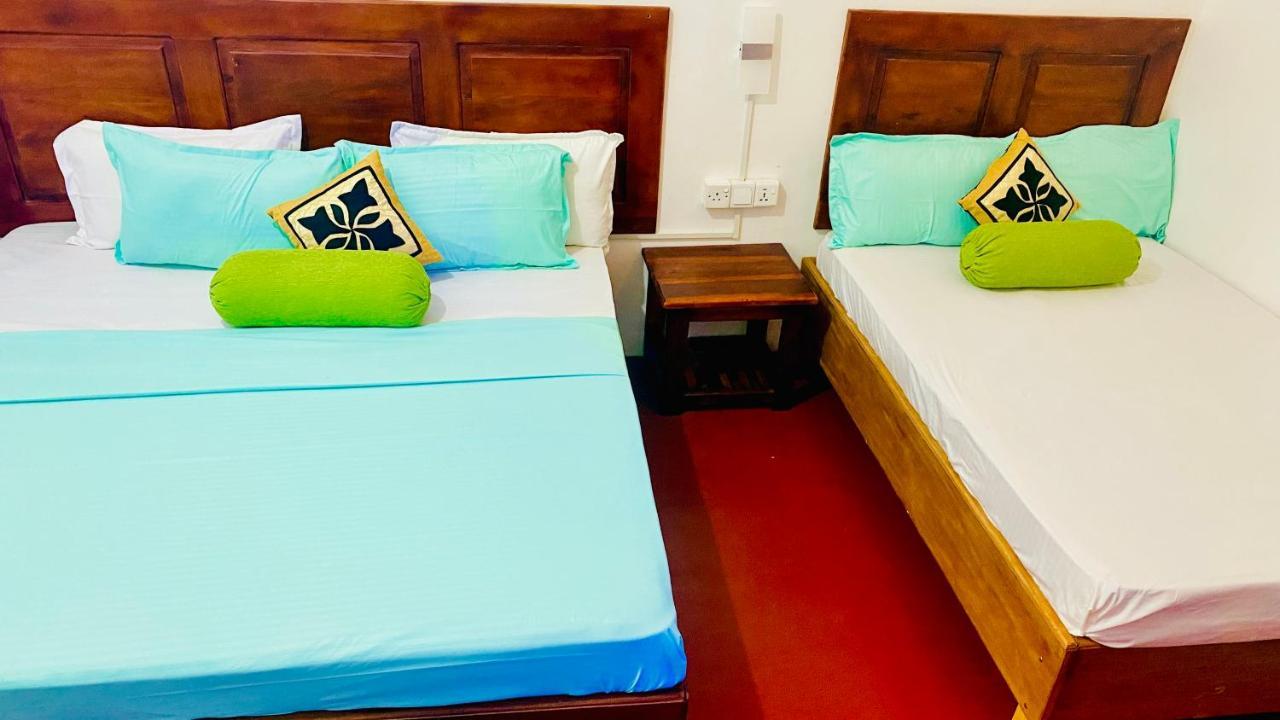 Lali Beach Villa ตรินโคมาลี ภายนอก รูปภาพ