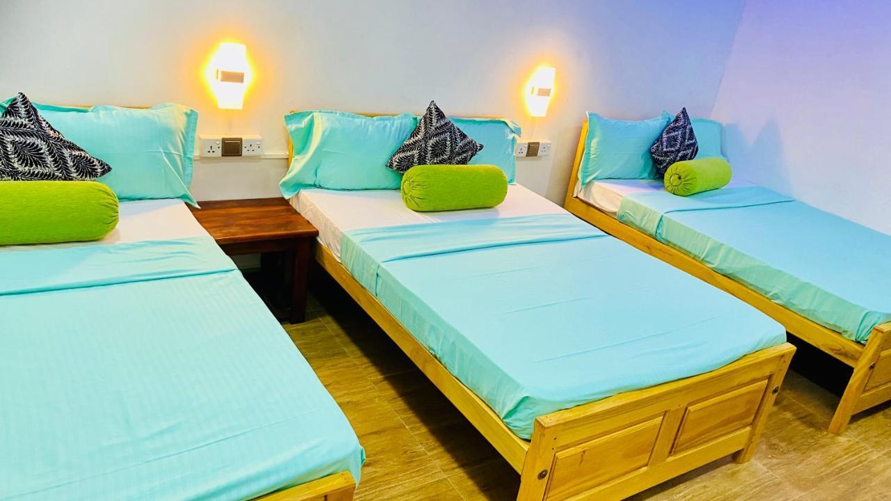 Lali Beach Villa ตรินโคมาลี ภายนอก รูปภาพ